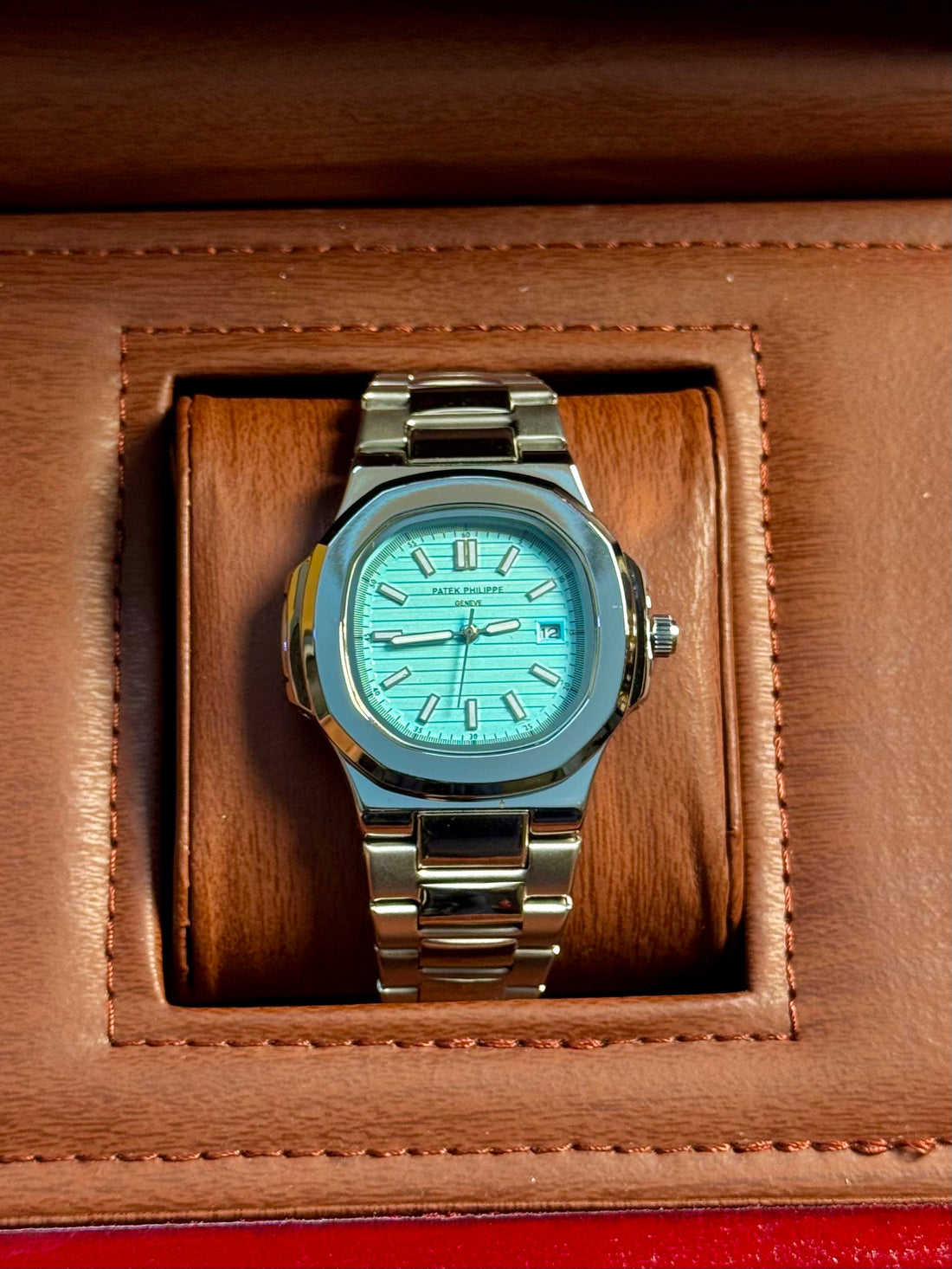Wristive patek Nautilus Watch – Multiple Dial Colors with Date | Stainless Steel