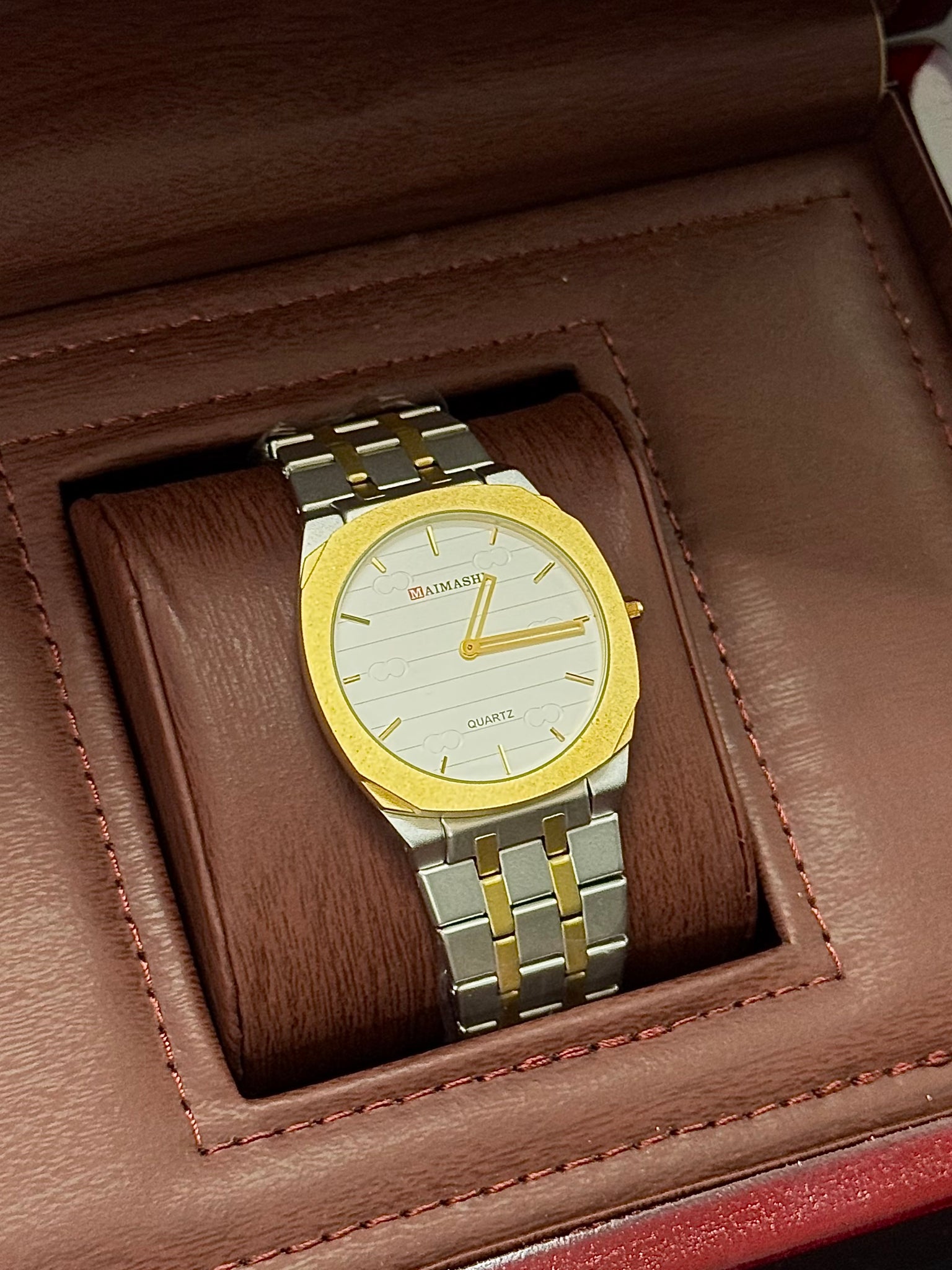 Wristive Maimashi Super-Slim Watch – Working Date Feature | Stainless Steel with Master Lock